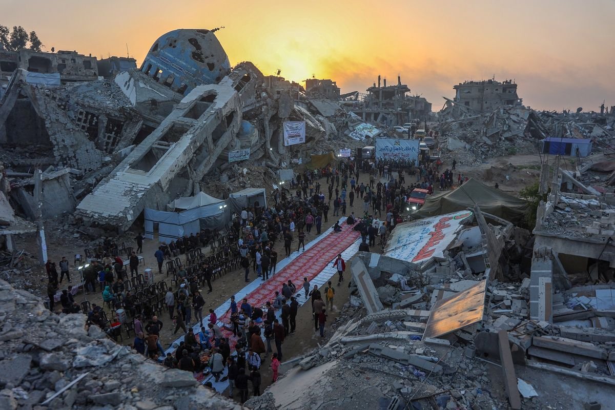 Sebaiknya Tak Mengevakuasi Warga Gaza, apalagi Merelokasi ke Indonesia